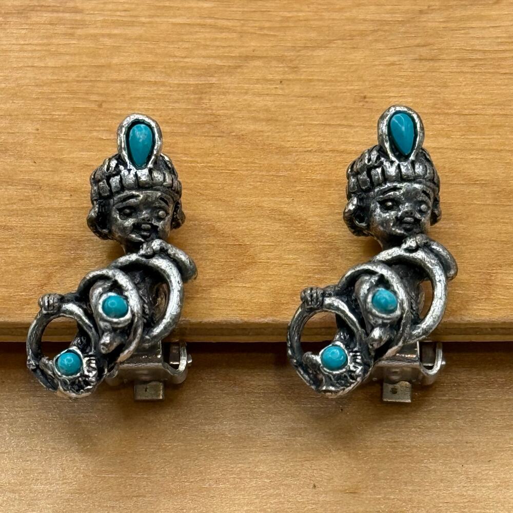 Vintage Clip On Sancrest Silver Tone Earrings with Faux Turquoise